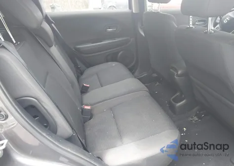 2019 Honda Hr-V Lx z USA, uszkodzony, nr VIN 3CZRU6H38KG716585